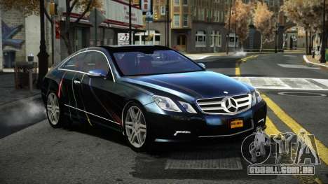 Mercedes-Benz E500 Stinre S12 para GTA 4