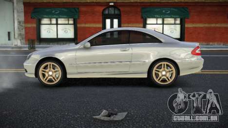 Mercedes-Benz CLK55 AMG Jibmu para GTA 4