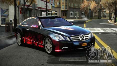 Mercedes-Benz E500 Stinre S10 para GTA 4