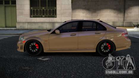 Mercedes-Benz C180 Pinoguv para GTA 4