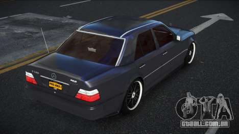 Mercedes-Benz E500 Qabkurada para GTA 4
