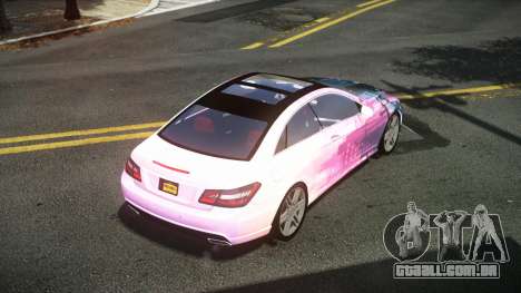 Mercedes-Benz E500 Stinre S2 para GTA 4