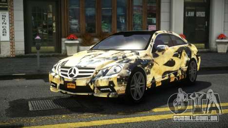 Mercedes-Benz E500 Stinre S8 para GTA 4