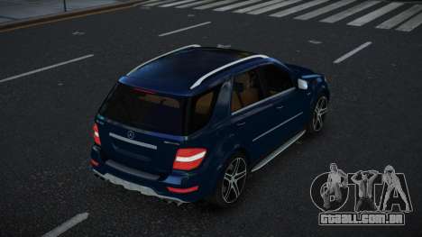 Mercedes-Benz ML63 AMG Ogur para GTA 4