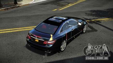 Mercedes-Benz E500 Stinre S12 para GTA 4