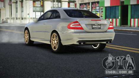 Mercedes-Benz CLK55 AMG Jibmu para GTA 4