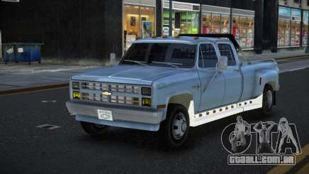 Chevrolet Silverado Zuvgim para GTA 4