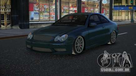 Mercedes-Benz CLK55 AMG Xiqoyibiw para GTA 4